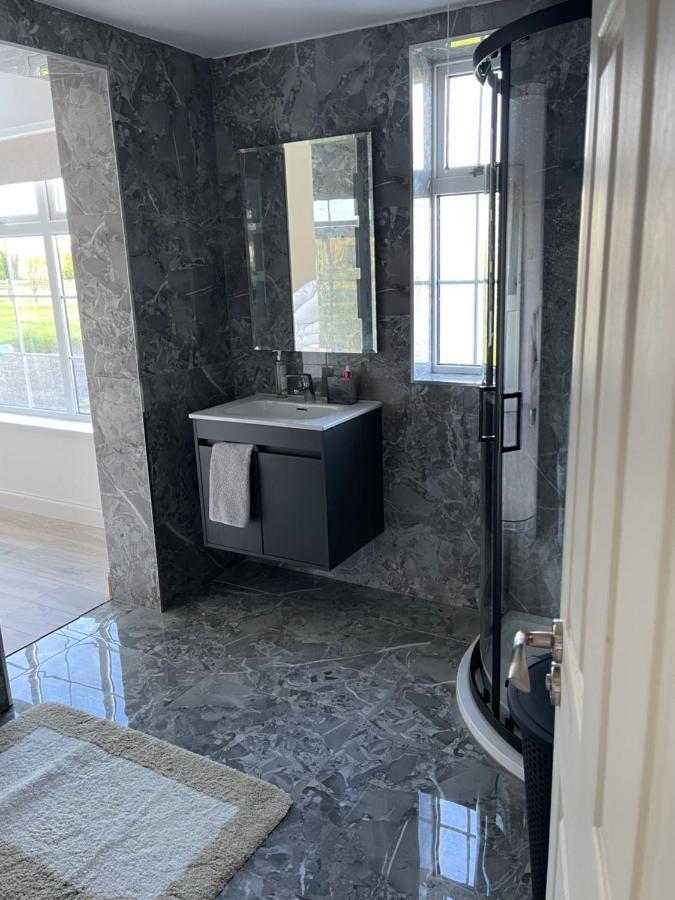 Cosy Apartment With Fire Stove 阿斯隆 外观 照片