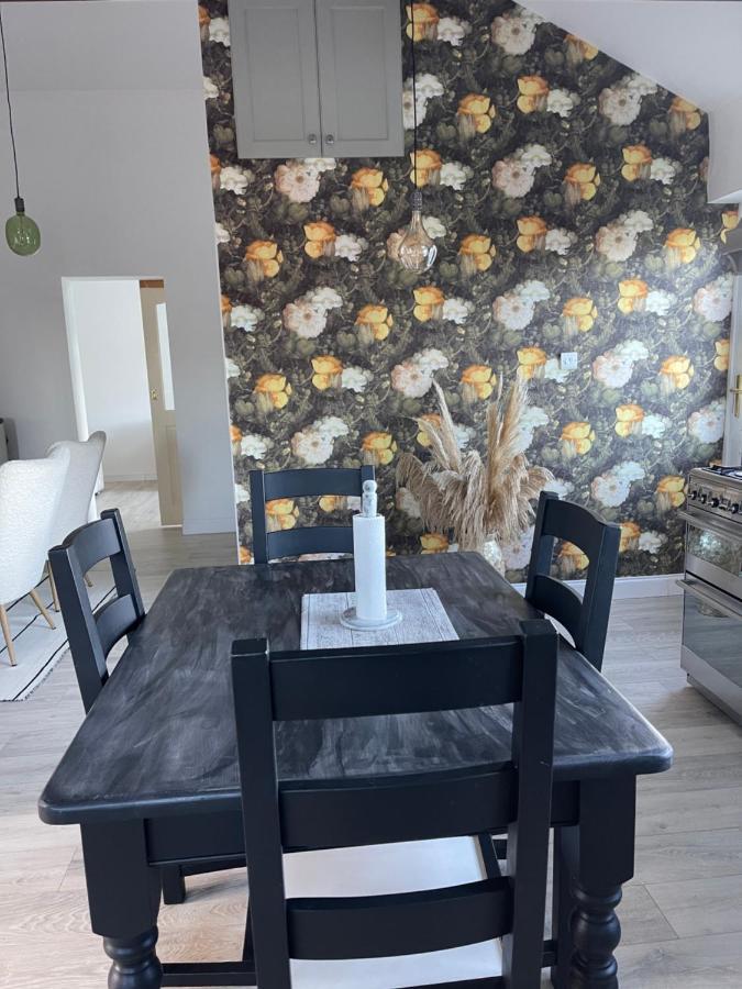 Cosy Apartment With Fire Stove 阿斯隆 外观 照片